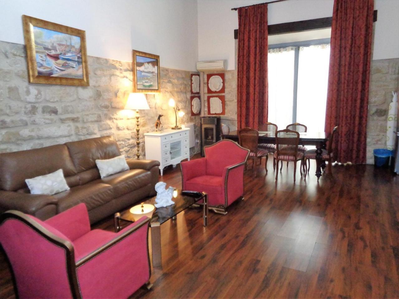 Luz Del Renacimiento Ubeda Apartment ภายนอก รูปภาพ