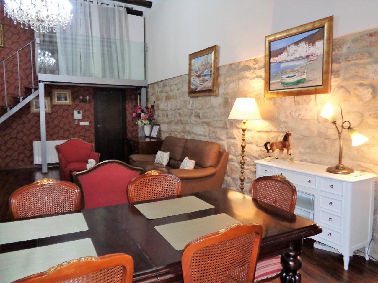 Luz Del Renacimiento Ubeda Apartment ภายนอก รูปภาพ