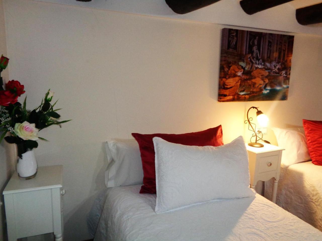 Luz Del Renacimiento Ubeda Apartment ภายนอก รูปภาพ