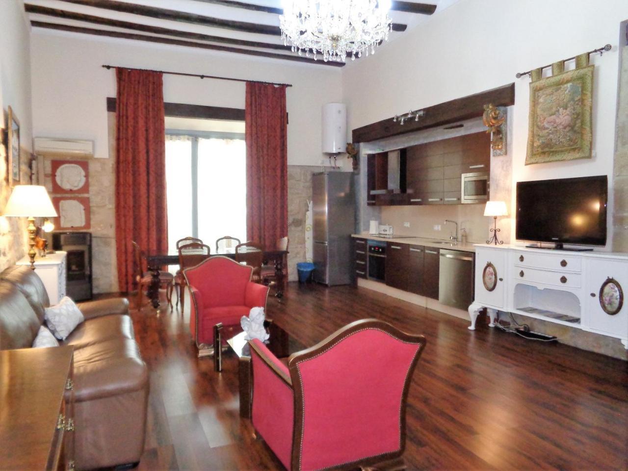 Luz Del Renacimiento Ubeda Apartment ภายนอก รูปภาพ