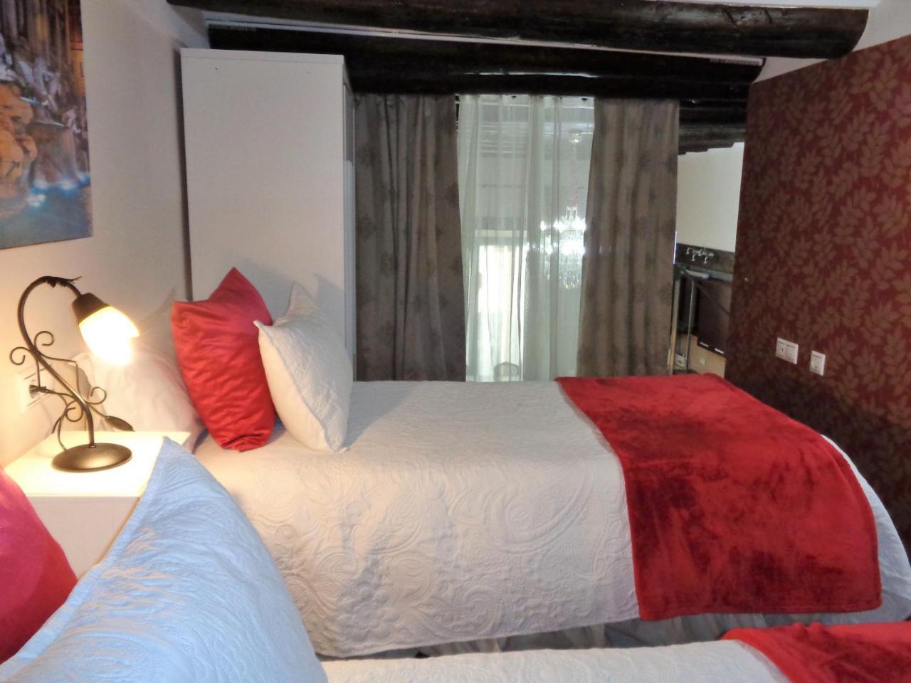 Luz Del Renacimiento Ubeda Apartment ภายนอก รูปภาพ
